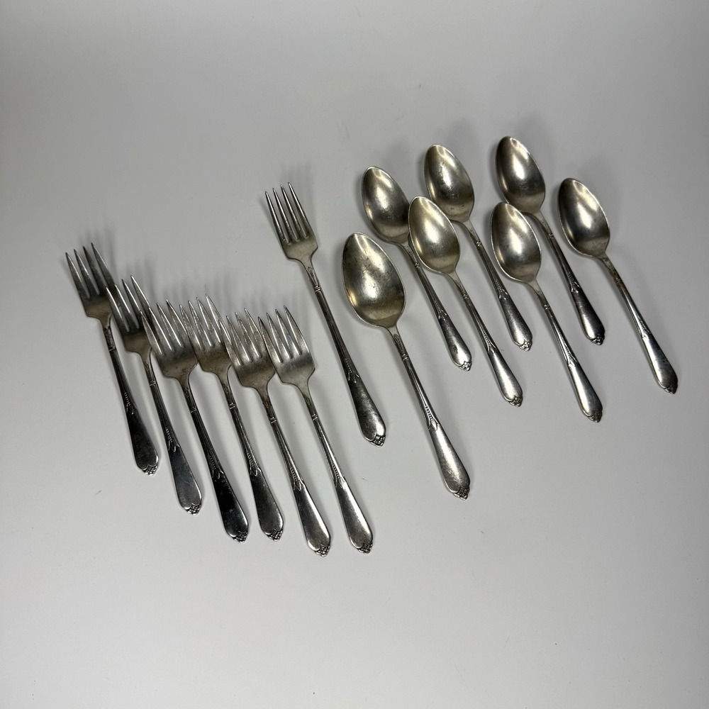 Rogers XII Silverplate Flatware Set 14pc Inspiration 1933 IS Art Deco Fork Spoon